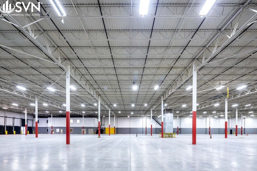 More Photos Of 2450 Palumbo Dr, Lexington Warehouse For Lease