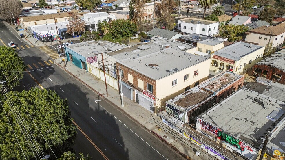 More Photos Of 1611-1615 E Cesar E Chavez Ave, Los Angeles Apartments For Lease