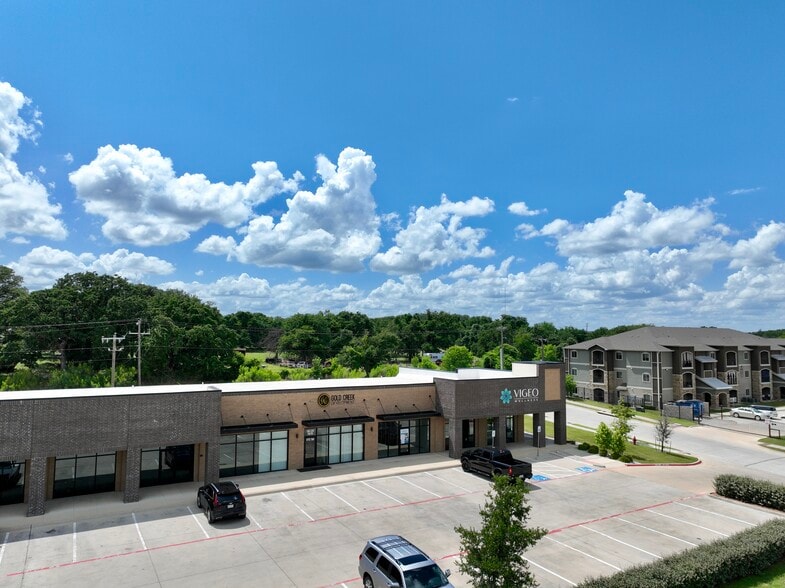 More Photos Of 1800 Lone Oak Rd, Weatherford Storefront Retail Office For Sale