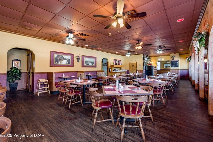 More Photos Of 1190 Sans Souci Pky, Hanover Township Restaurant For Sale