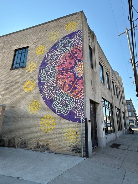 Primary Photo Of 2510 Gilbert Ave, Cincinnati Office For Lease