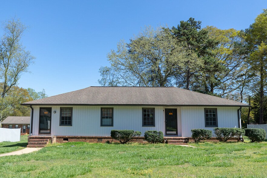 More Photos Of 1114 N Franklin Rd, Greenville Apartments For Sale