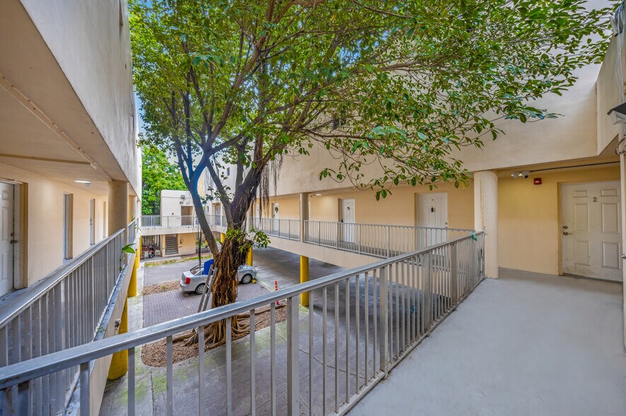 More Photos Of 1553 SW 2nd St, Miami Apartments For Sale