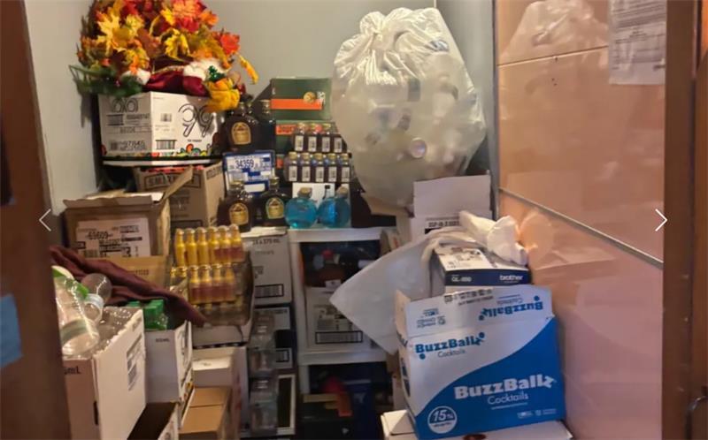 More Photos Of 201 Seneca St, Fulton Freestanding For Sale