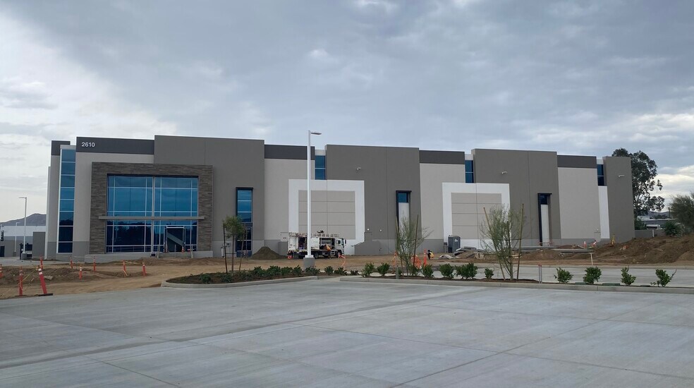 More Photos Of 2610 E Alessandro Blvd, Riverside Distribution For Lease