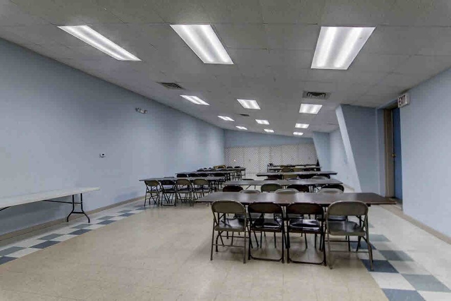 More Photos Of 501-511 E Racine St, Jefferson Bowling Alley For Sale