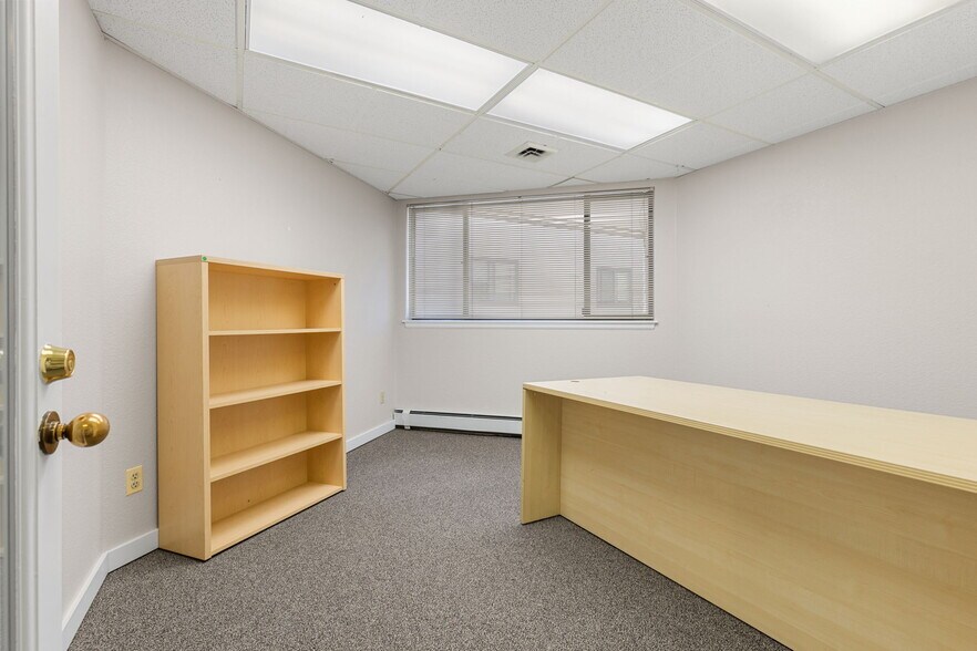 More Photos Of 1830 17th St, Boulder Office Residential For Sale
