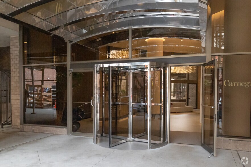 More Photos Of 40 E 94th St, New York Apartments For Sale