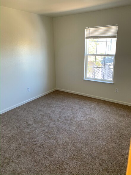 More Photos Of 308 Florida St, Vallejo Apartments For Sale