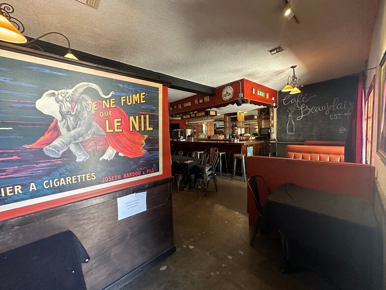 More Photos Of 1712 Colorado Blvd, Los Angeles Storefront For Lease