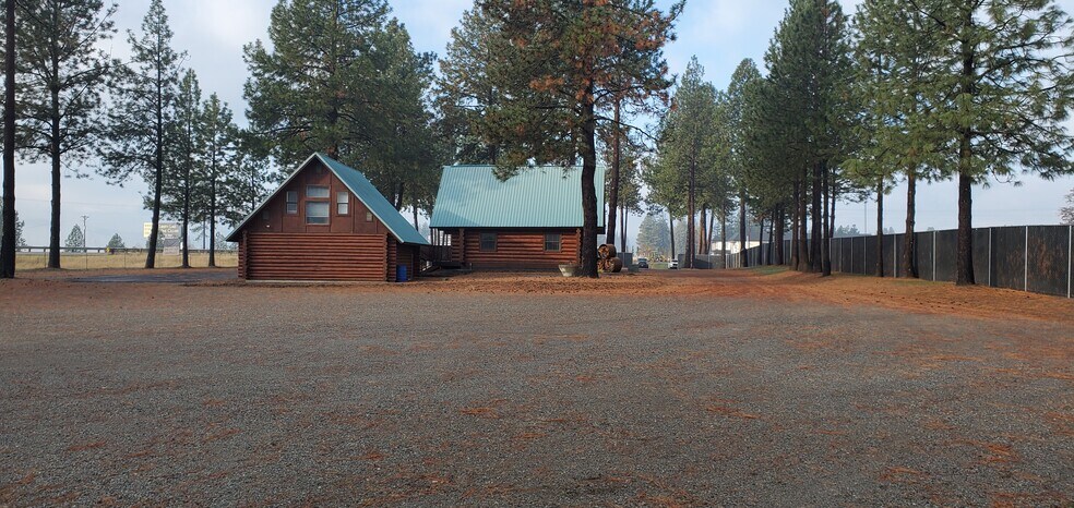 More Photos Of 4020 N Huetter Rd, Coeur d'Alene Flex For Lease