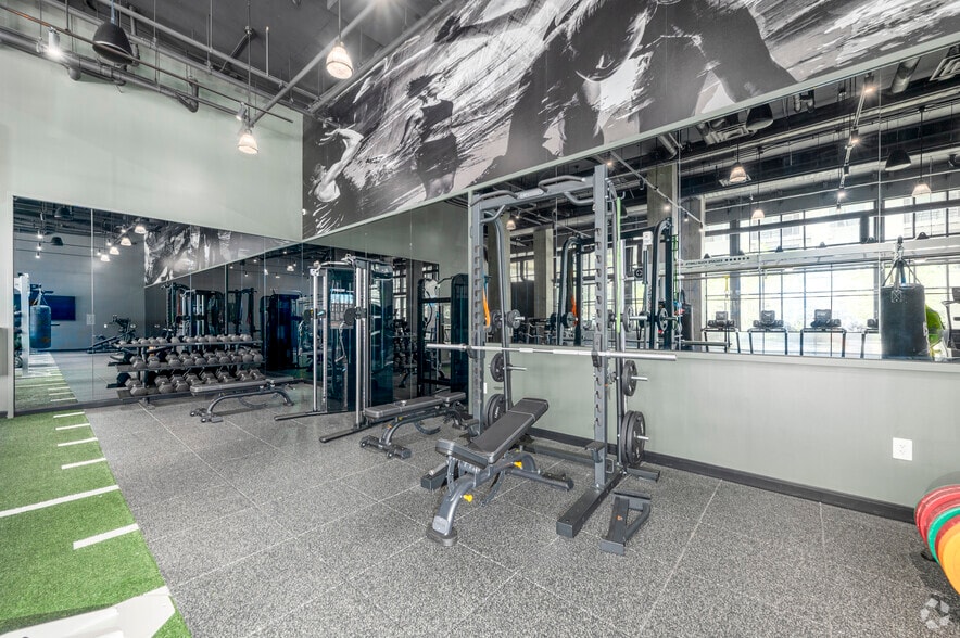 More Photos Of 1260 Spring St, Silver Spring Apartments For Lease