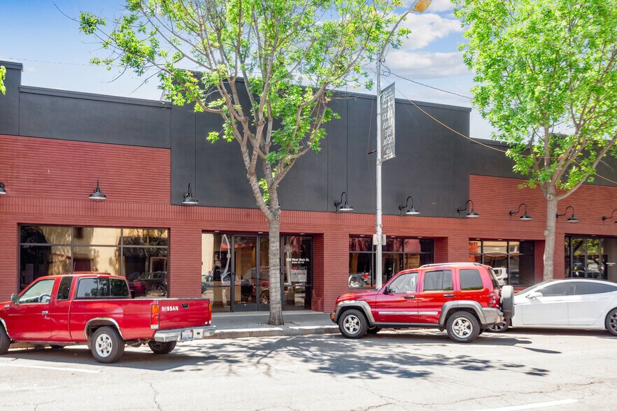 More Photos Of 309-317 W Main St, Visalia Office For Lease