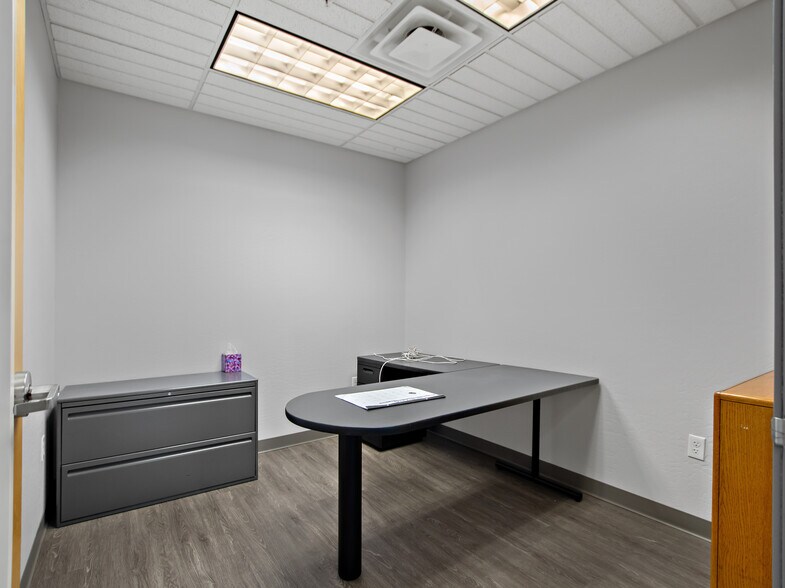 More Photos Of 1401-1405 E McDowell Rd, Phoenix Office For Sale