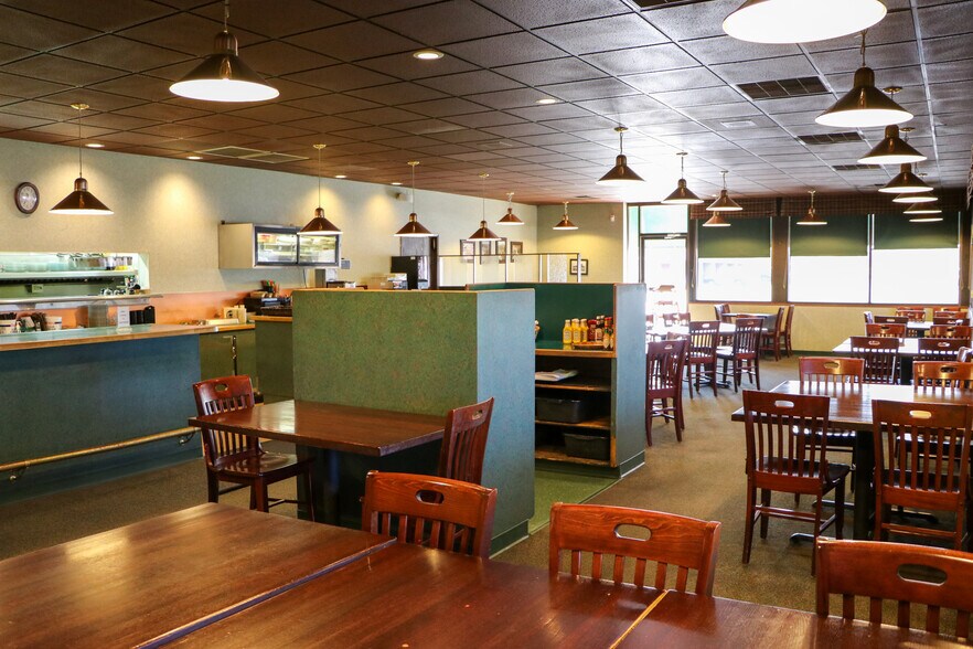 More Photos Of 710 S Columbia Ave, Connell Restaurant For Sale