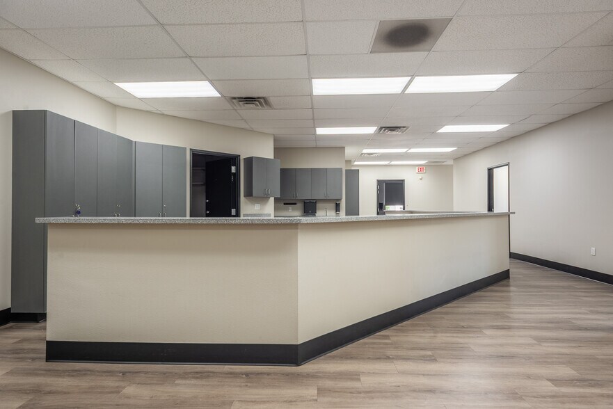 More Photos Of 8480 S Eastern Ave, Las Vegas Medical For Lease