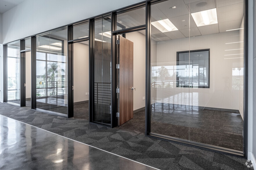 More Photos Of 1500 S Raymond Ave, Fullerton Distribution For Sale