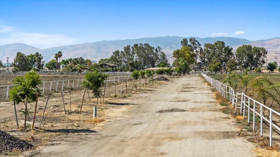 More Photos Of 8661 Herring Rd, Bakersfield Land For Sale