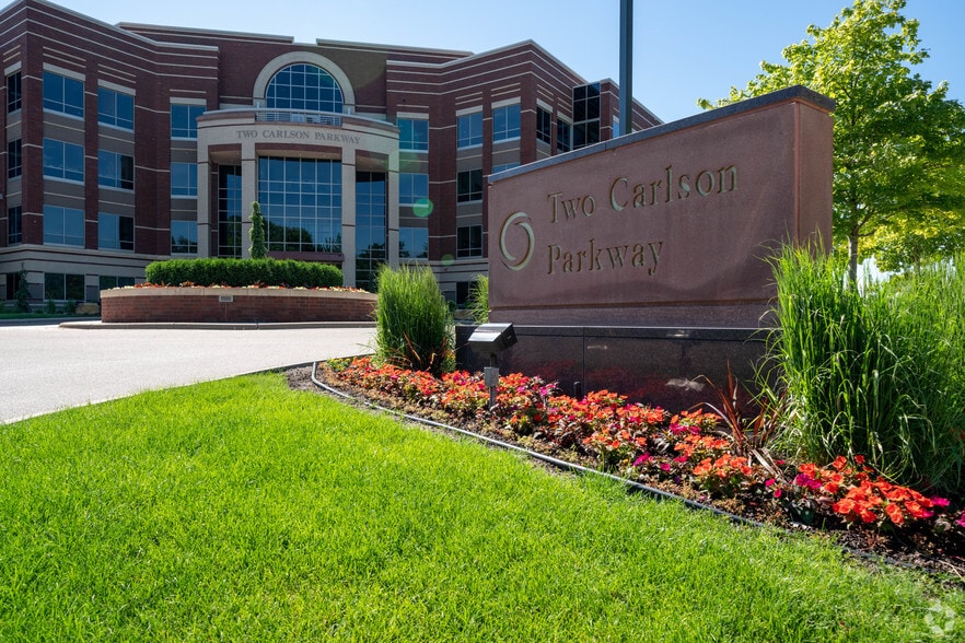 More Photos Of 2 Carlson Pky, Plymouth Office For Lease