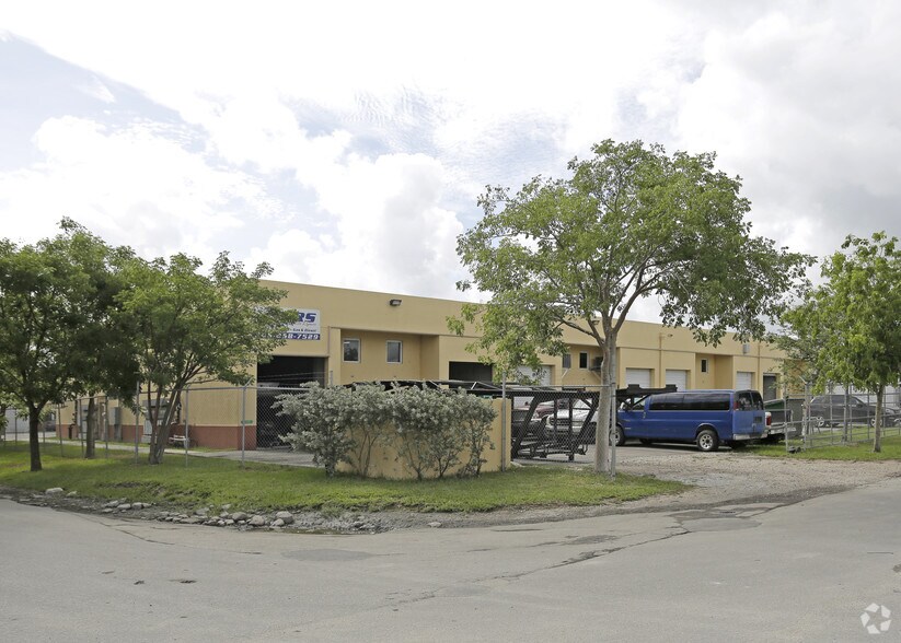 More Photos Of 23601 SW 133rd Ave, Princeton Warehouse For Lease