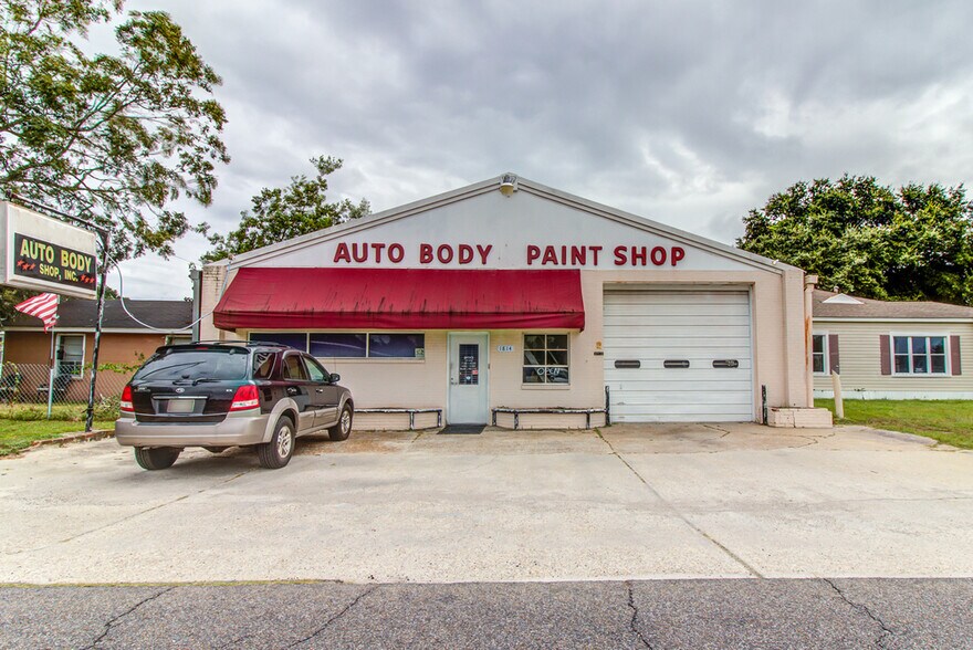 More Photos Of 1814 33rd Ave, Gulfport Auto Repair For Sale