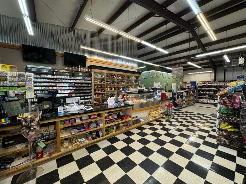 More Photos Of 9421 S Hwy 165, Woodworth Service Station For Sale