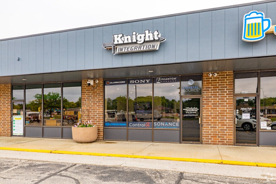 More Photos Of 505 N Ankeny Blvd, Ankeny Unknown For Lease