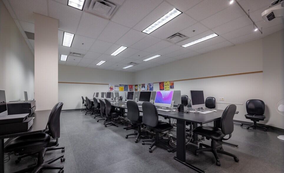 More Photos Of 2665 Renfrew St, Vancouver Schools For Sale