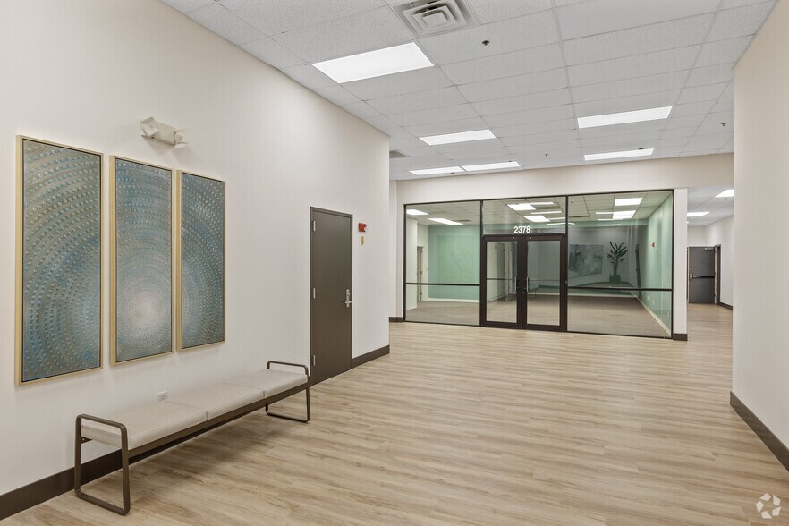 More Photos Of 2300-2398 SE Ocean Blvd, Stuart Storefront Retail Office For Lease