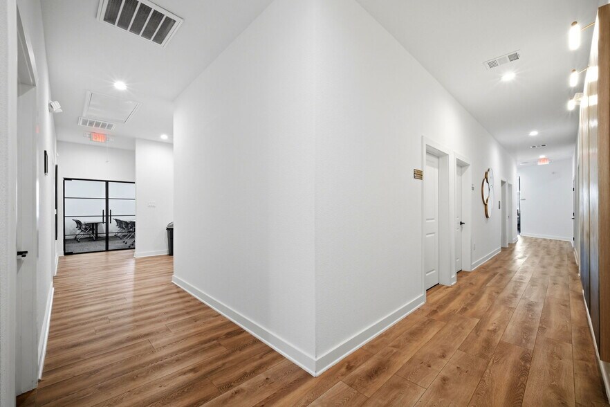 More Photos Of 23309 Kuykendahl Rd, Tomball Office For Sale