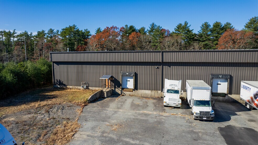 More Photos Of 6 Little Brook Rd, Wareham Warehouse For Lease
