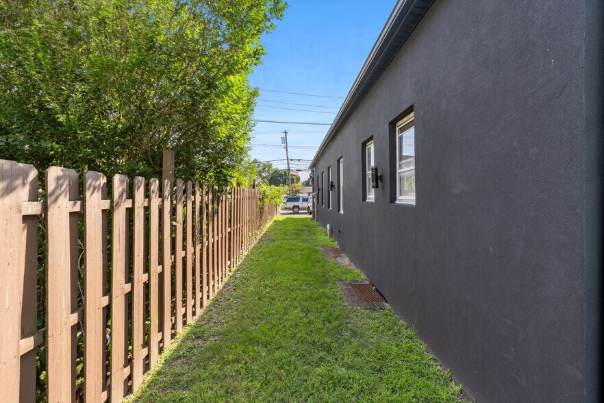 More Photos Of 187-189 N Main St, Milltown Medical For Sale