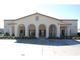 More Photos Of 145 S Newmark Ave, Parlier Office For Sale