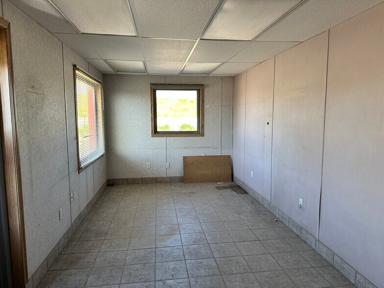 More Photos Of ,  Unknown For Sale