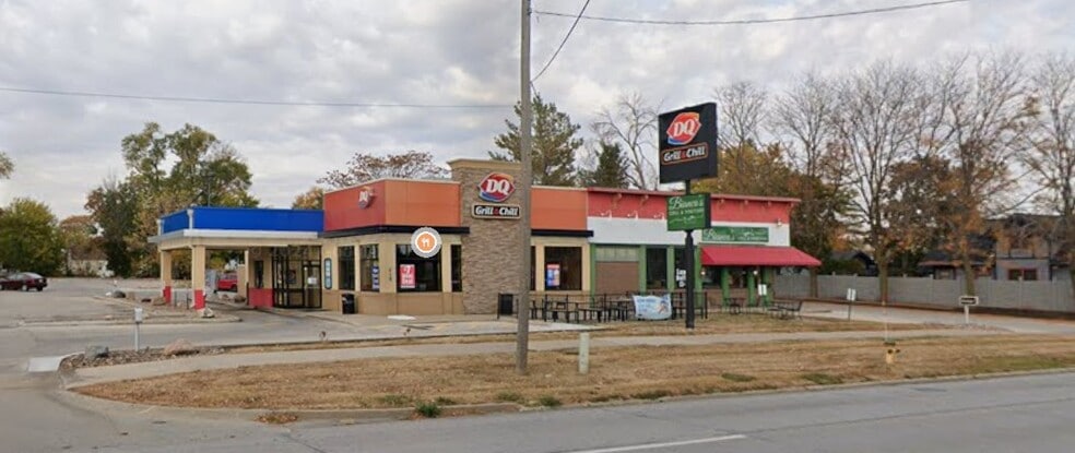 Primary Photo Of 418 S Ankeny Blvd, Ankeny Restaurant For Sale