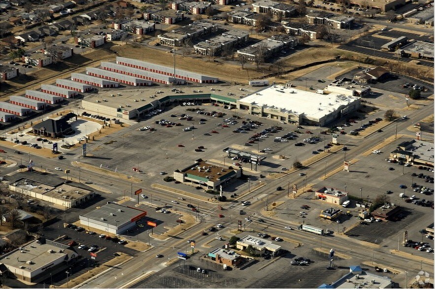 More Photos Of 3116-3138 S Garnett Rd, Tulsa Unknown For Lease