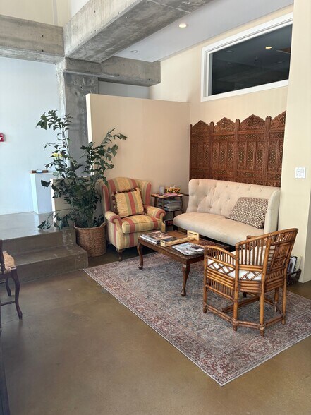 More Photos Of 65 W Dayton St, Pasadena Coworking Space