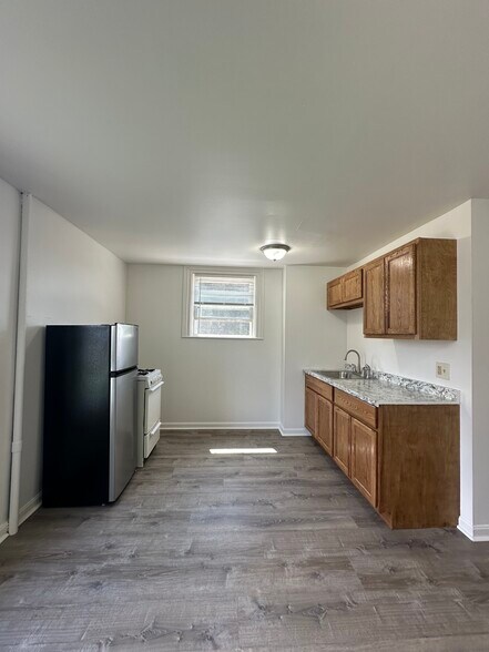More Photos Of 50 Common St, Providence Apartments For Sale