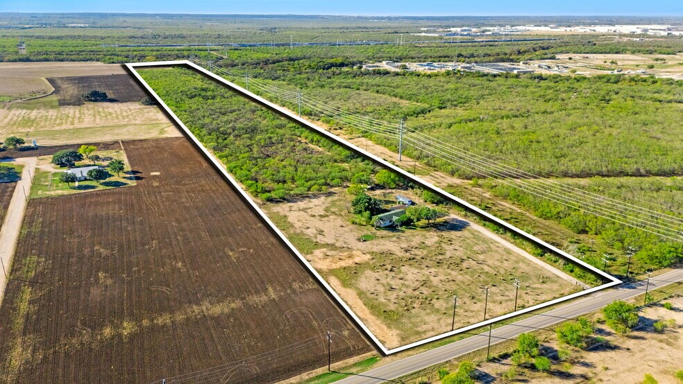 More Photos Of 596 Mauermann Rd, San Antonio Land For Sale