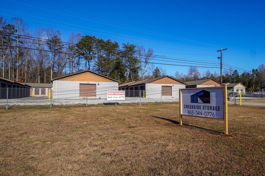More Photos Of 3010 Roane State hwy, Harriman Self Storage For Sale