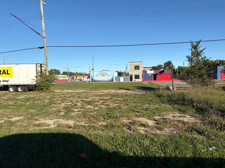 More Photos Of 14438 Harper Ave, Detroit Land For Sale