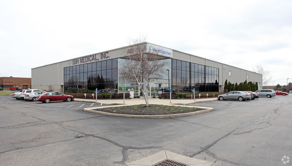 Primary Photo Of 655 Dearborn Park Ln, Worthington Warehouse For Lease