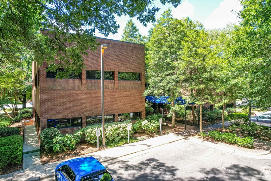Primary Photo Of 927 East Blvd, Charlotte Office For Sale