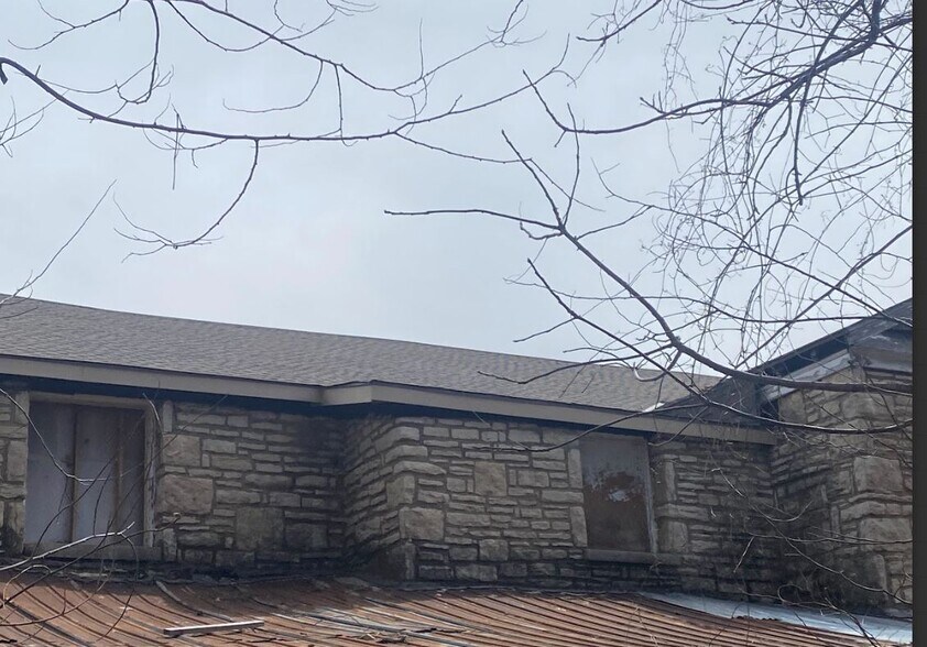 More Photos Of 2830 N 17th St, Kansas City Religious Facility For Sale