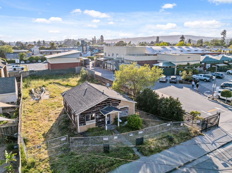 More Photos Of 719 Darwin St, Santa Cruz Land For Sale