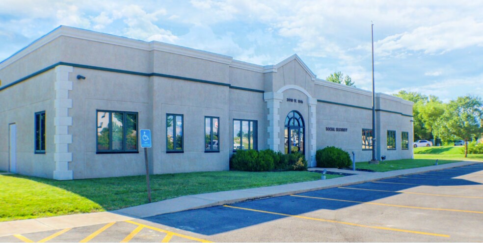 Primary Photo Of 3010 W 18th Ave, Emporia Office For Sale