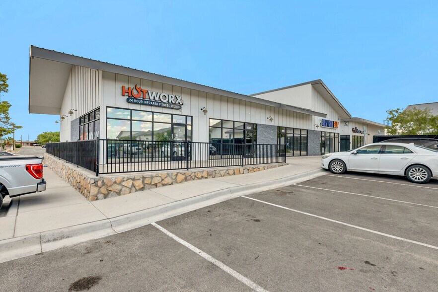 More Photos Of 9640 Montwood Dr, El Paso Storefront For Lease