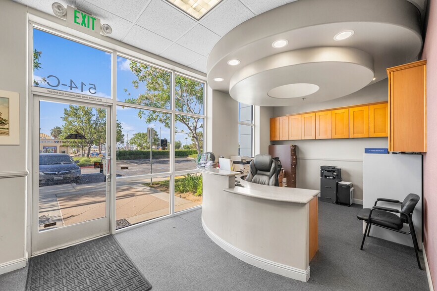 More Photos Of 514 Commerce Ave, Palmdale Medical For Sale