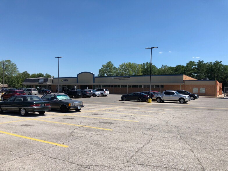 More Photos Of 6001 Bluffton Rd, Fort Wayne Unknown For Lease