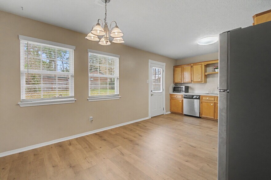 More Photos Of 9882 FM 149 Rd, Montgomery Flex For Sale